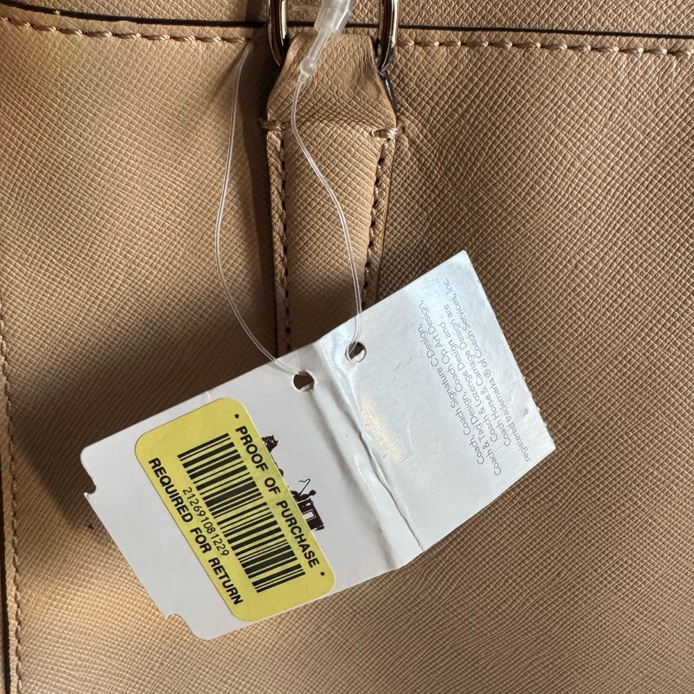 Coach Light Tan Leather Shoulder Bag - Picture 3 of 16